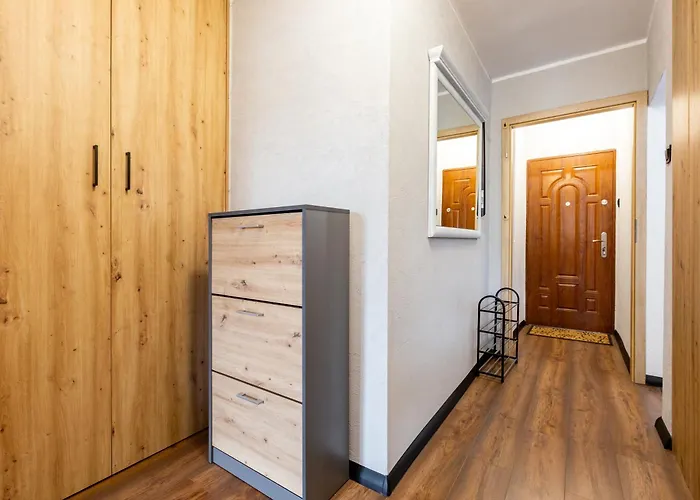 Przymorze 2-bedroom By Bookinghost * Gdańsk