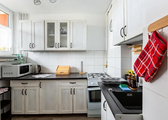 Przymorze 2-bedroom By Bookinghost * Gdańsk