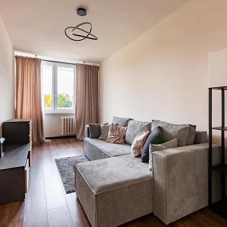 Lägenhet Przymorze 2-bedroom By Bookinghost *