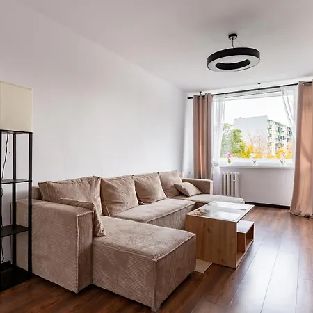 Lägenhet Przymorze 2-bedroom By Bookinghost