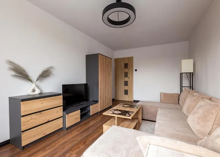 Apartman Przymorze 2-bedroom By Bookinghost