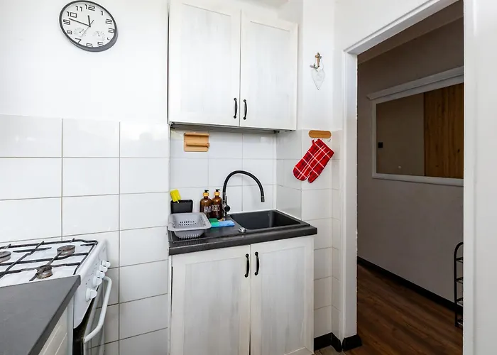 Apartman Przymorze 2-bedroom By Bookinghost *